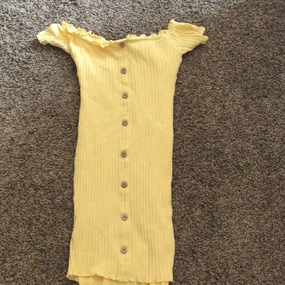 Spring time off-the-shoulder dress
